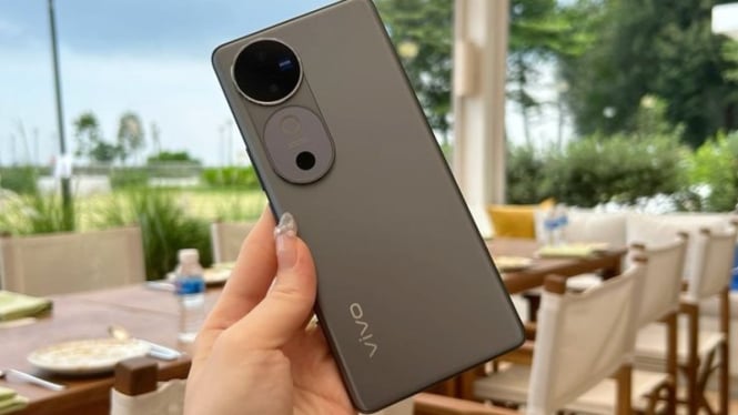 Vivo V40 5G