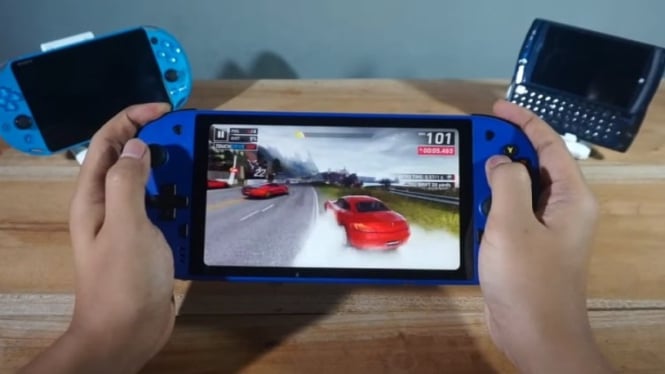 Lenovo Legion Play Konsol Handheld 3 Jutaan