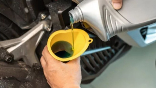 Ganti Oli Motor