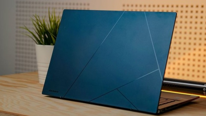 ASUS Zenbook 14 OLED AMD Ryzen AI