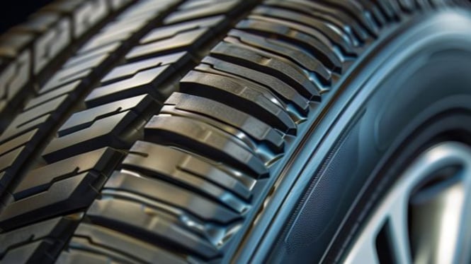Perbandingan Ban Bridgestone vs Dunlop