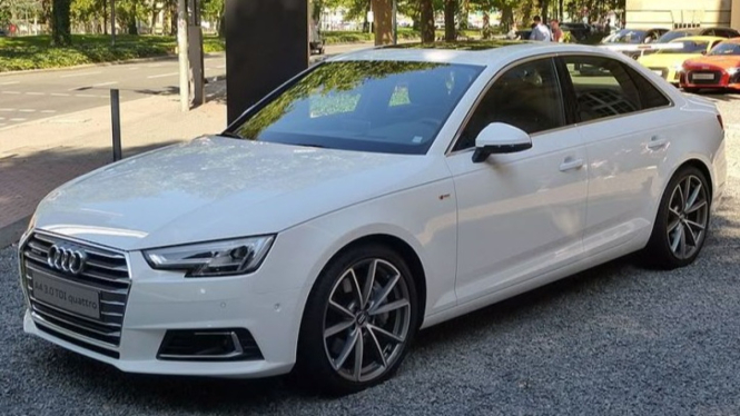 Mobil Bekas 100 Jutaan