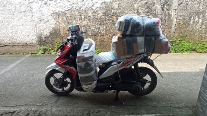 Aturan Bawa Barang di Motor