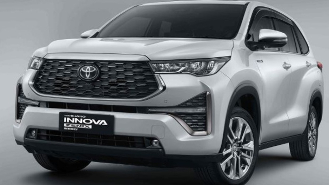 Toyota Innova Zenix