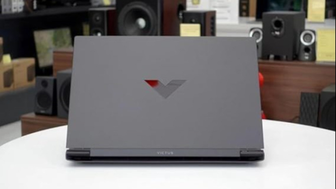 HP Victus 15