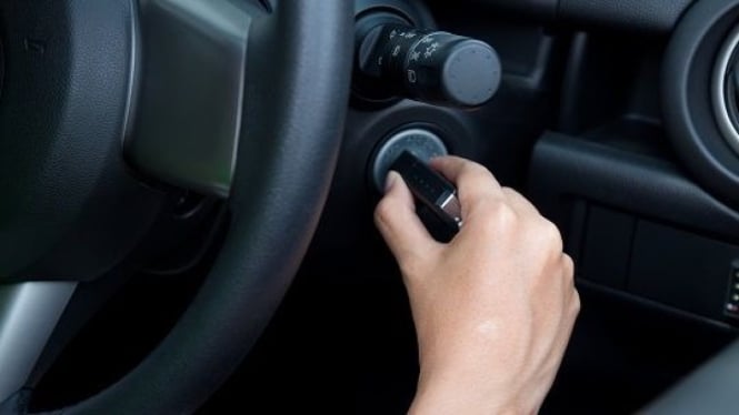 Cara Memanaskan Mobil yang Benar