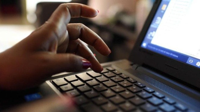 Kebiasaan Bikin Laptop Cepat Rusak