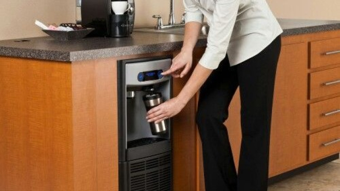 Ilustrasi Water Dispenser AQUA Elektronik tipe AWD-1180BC