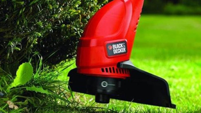 Black & Decker String Trimmer GL260