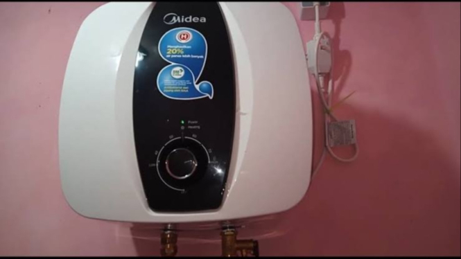 Midea D15-02VA