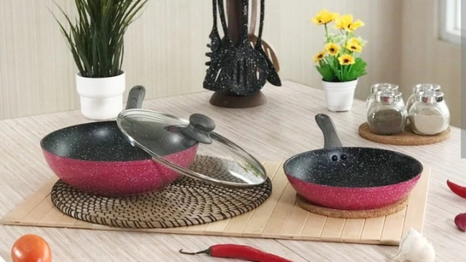 BOLDe Super Pan Black Pink Set