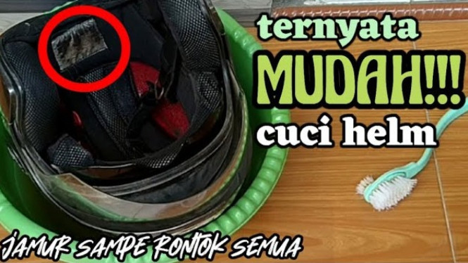 Cara Mencuci Helm