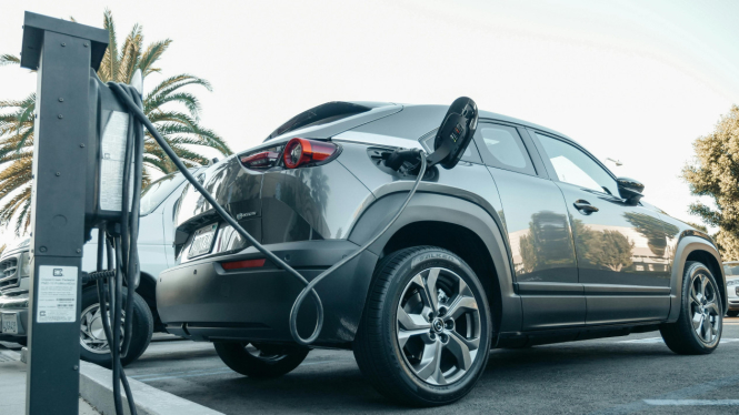 Electric Vehicle