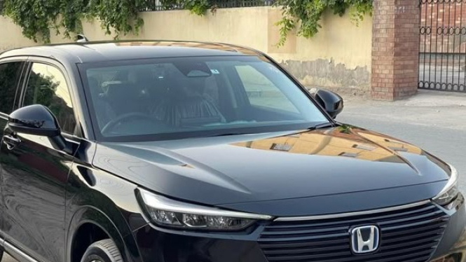 Tips Perawatan Mobil Listrik dan Hybrid