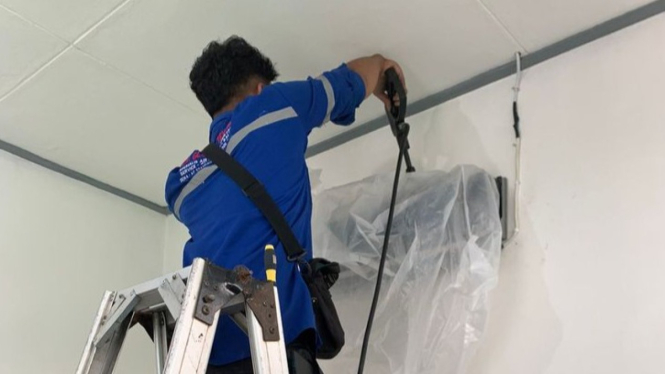 Ilustrasi Service AC