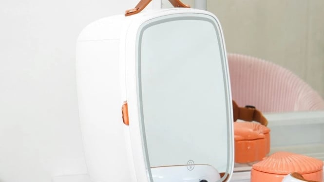 Kels Kulkas Mini Portabel L221