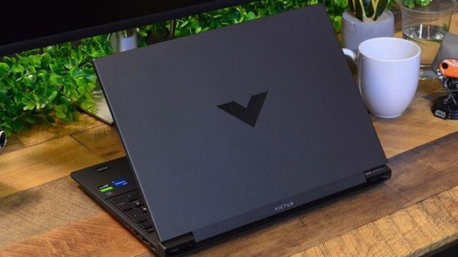 HP Victus 15