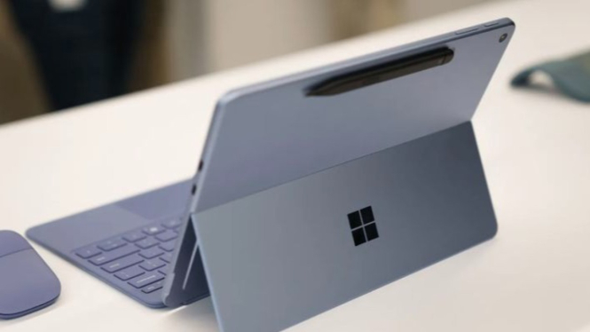 Surface Pro 12