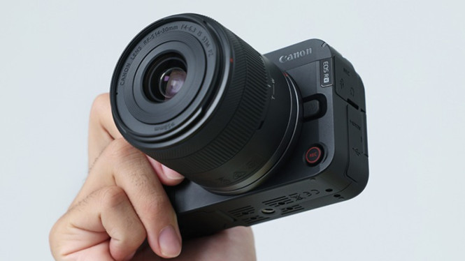 Canon EOS R50V