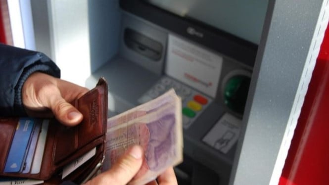 Ilustrasi Bank ATM