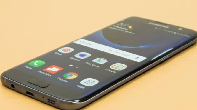 Ilustrasi Mengatasi Aplikasi Android Keluar Sendiri