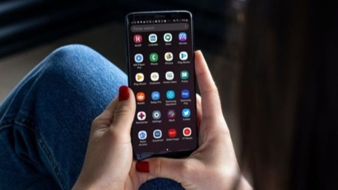 Aplikasi Android dan iOS