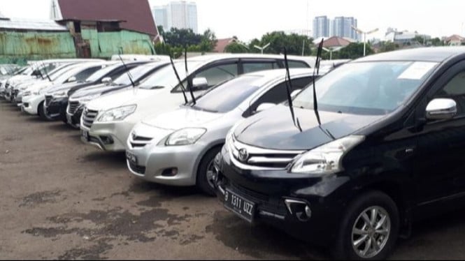 Tips Cek Mobil Bekas