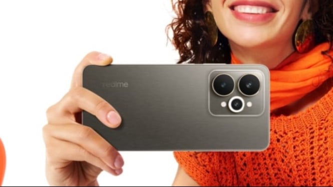 Realme 15