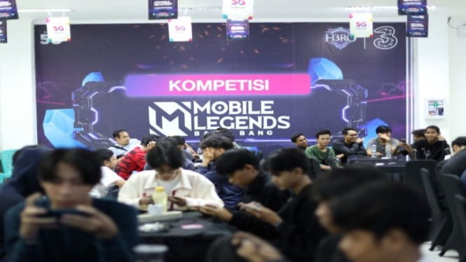 Peluncuran layanan Indosat 5G di Kota Pontianak hari ini menandai penguatan transformasi digital Pulau Kalimantan bagian barat.