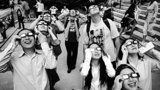 Mau Lihat Gerhana Matahari? Coba Ikuti 5 Tips Ini Agar Mata Tetap Aman