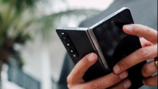 Ponsel Lipat iPhone Segera Rilis