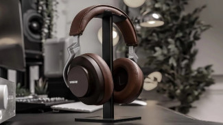 Rekomendasi Headphone Bluetooth Terbaik 2024, Dibekali Baterai Jumbo