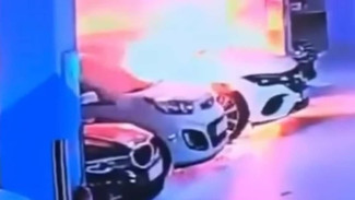 Harga Mobil Listrik Bekas Anjlok, Banyak Pembeli Ketakutan