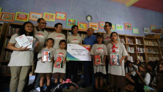 Eko Cahyono, Berkeliling Memberantas Buta Aksara