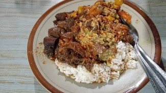 8 Wisata Kuliner Malam di Jawa Timur yang Paling Hits buat Nongkrong saat Lebaran!