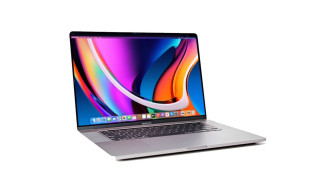 Perbandingan Apple MacBook Pro M3 vs ASUS ROG Zephyrus G16 2025