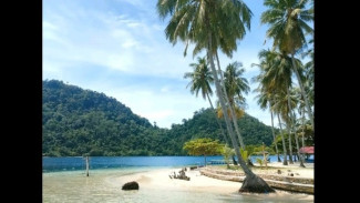 Biaya dan Cara Trip ke Pulau Pasumpahan