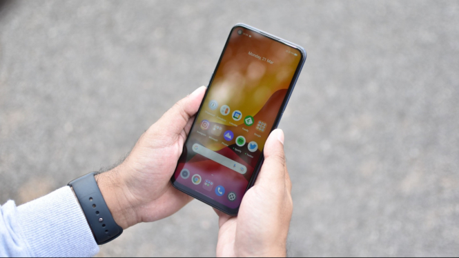 Rekomendasi HP Realme Terbaik 2024