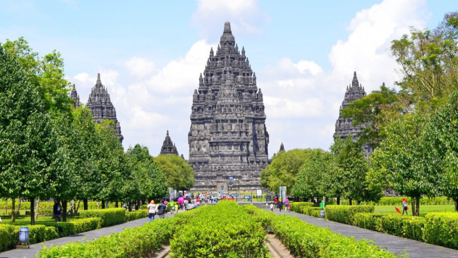 Candi Prambanan