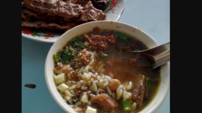 Nasi Grombyang.