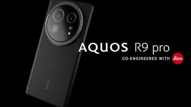 Sharp Aquos R9 Pro.