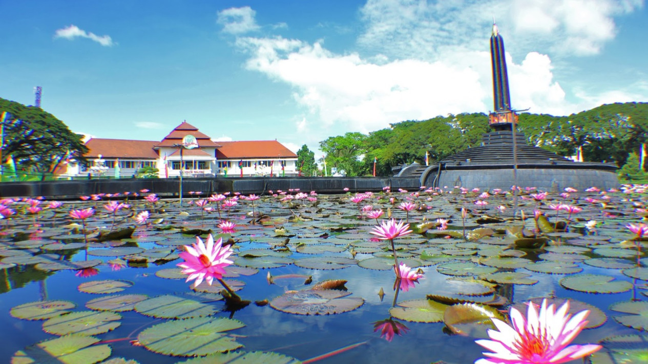 Tugu Malang yang Ikonik