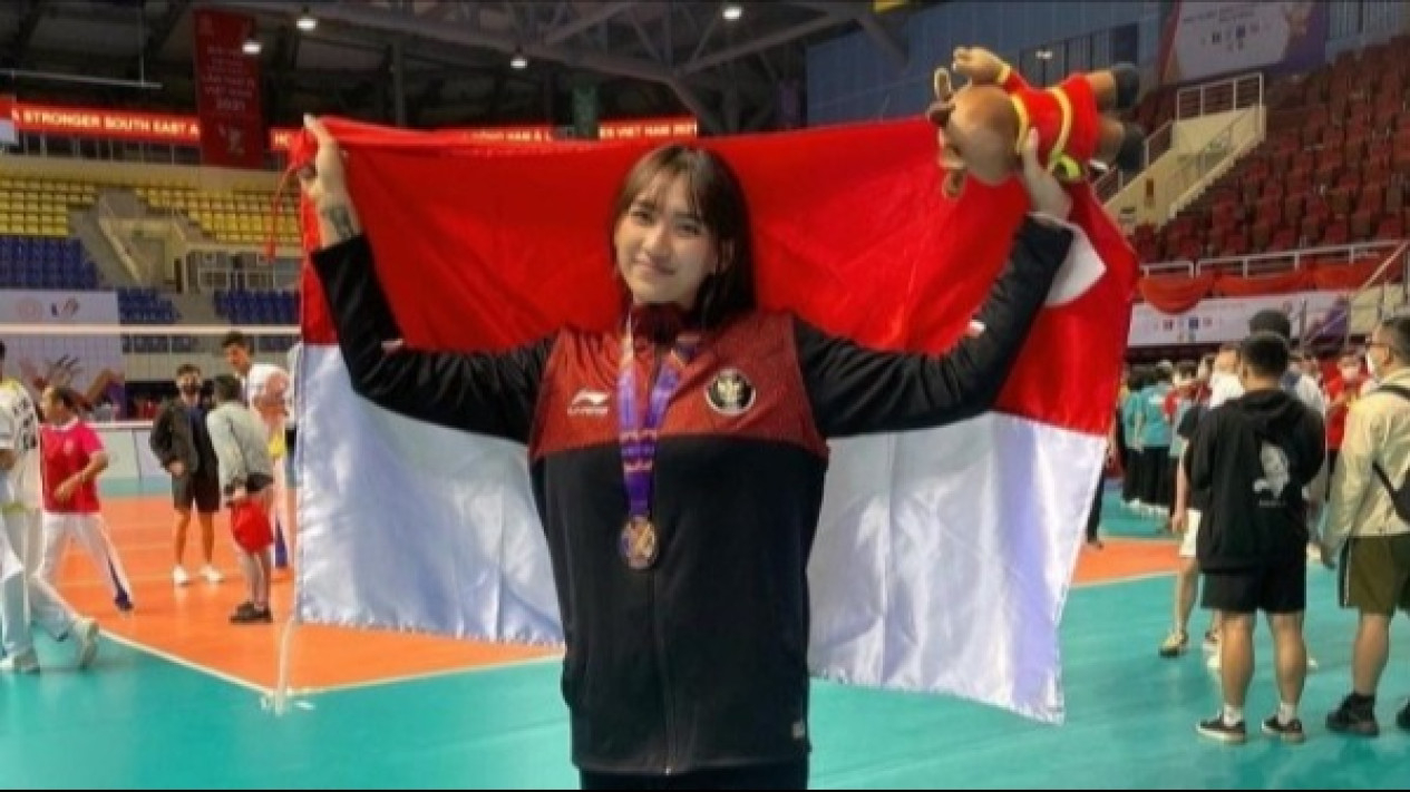 Yolla Yuliana