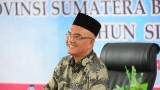 Wakil Ketua Komisi VIII DPR RI, Marwan Dasopang Wakil Ketua Komisi VIII DPR RI, Marwan Dasopang