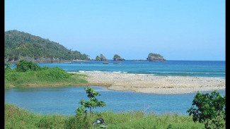 Pantai Lenggoksono Pantai Lenggoksono