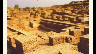 Pemandian Umum di Mohenjo-Daro Pemandian Umum di Mohenjo-Daro