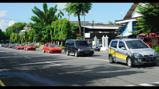 Iring-Iringan Mobil Tahun 1990-an dari Komunitas Jogjakarta 90 Iring-Iringan Mobil Tahun 1990-an dari Komunitas Jogjakarta 90