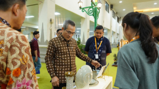 Pameran Jogja International Furniture & Craft Fair Indonesia (JIFFINA) Pameran Jogja International Furniture & Craft Fair Indonesia (JIFFINA)