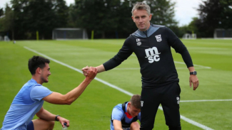 Elkan Baggott dan Kieran McKenna Elkan Baggott dan Kieran McKenna