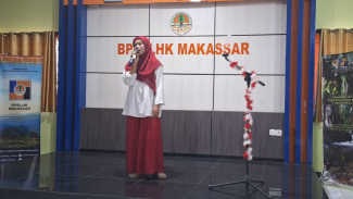 Menghayati lagu